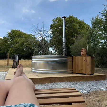 Mesnil & Nuit - Hebergements Insolites En Campagne Normande Gisay