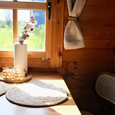 Apartment Mesnil & Nuit - Hebergements Insolites En Campagne Normande